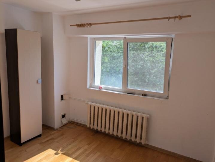 Mosilor/ Stefan cel Mare / dec et 3 / bl 1981 /Metroul Obor / 2 minute /