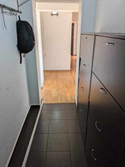 Mosilor/ Stefan cel Mare / dec et 3 / bl 1981 /Metroul Obor / 2 minute /